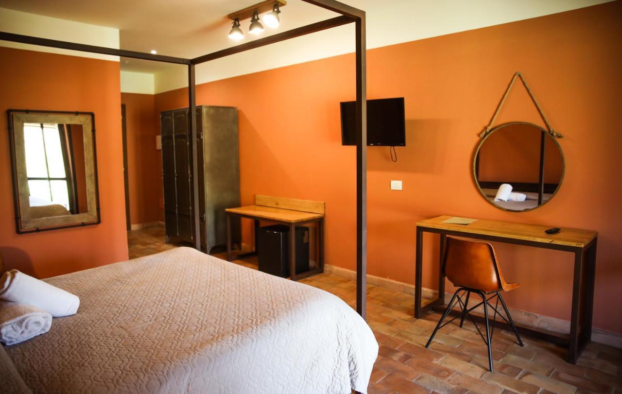 Agriturismo Podere S. Croce Сатурния Экстерьер фото