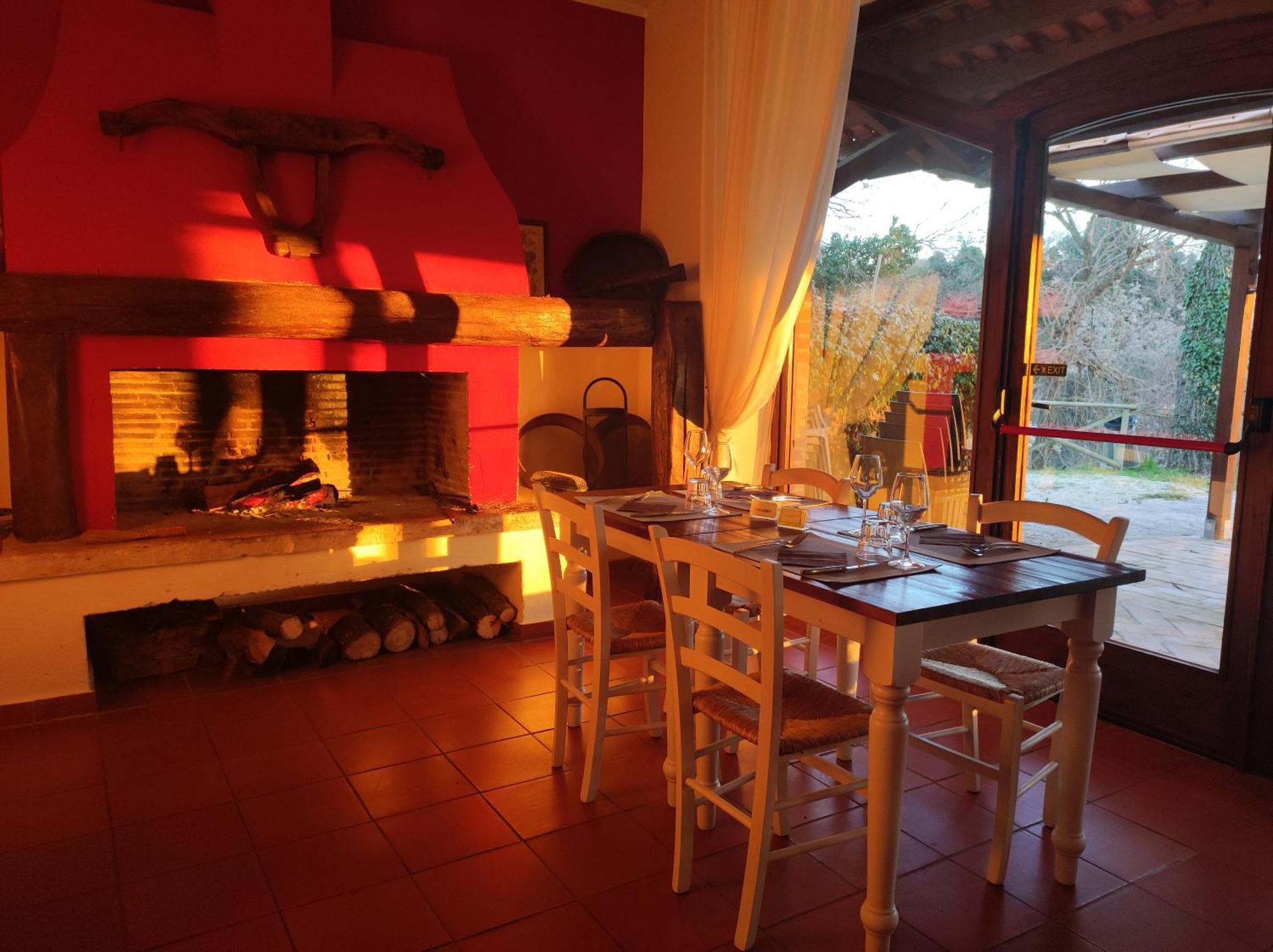 Agriturismo Podere S. Croce Сатурния Экстерьер фото