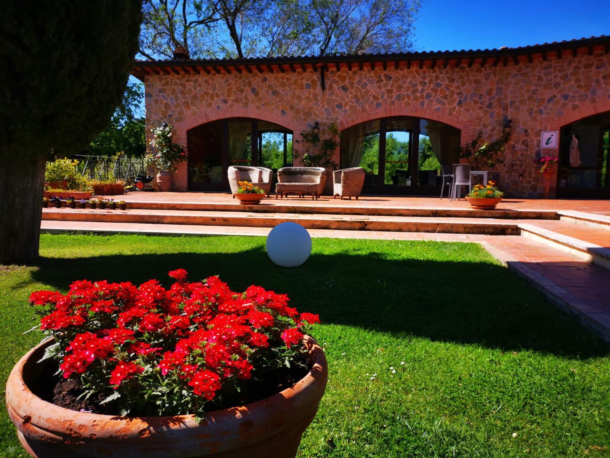 Agriturismo Podere S. Croce Сатурния Экстерьер фото